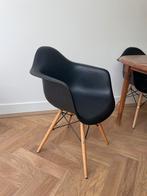 6 Eames Replica Stoelen - Zwart, Ophalen, Kunststof, Gebruikt, Zwart