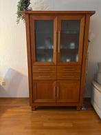 Houten kast met glazen deuren, Huis en Inrichting, Kasten | Buffetkasten, 100 tot 150 cm, Eikenhout, Ophalen of Verzenden, Zo goed als nieuw