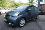 Toyota Aygo 1.0 VVT-i Aspiration / Automaat / Airco, Euro 5, Stof, Gebruikt, Metallic lak