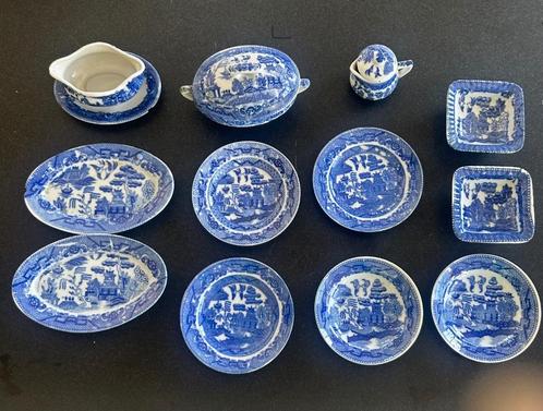 Vintage kinder servies Japans porselein, Verzamelen, Porselein, Kristal en Bestek, Gebruikt, Compleet servies, Porselein, Ophalen