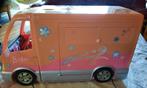 Barbie camper met veel assercoires en  licht en geluid., Ophalen, Zo goed als nieuw