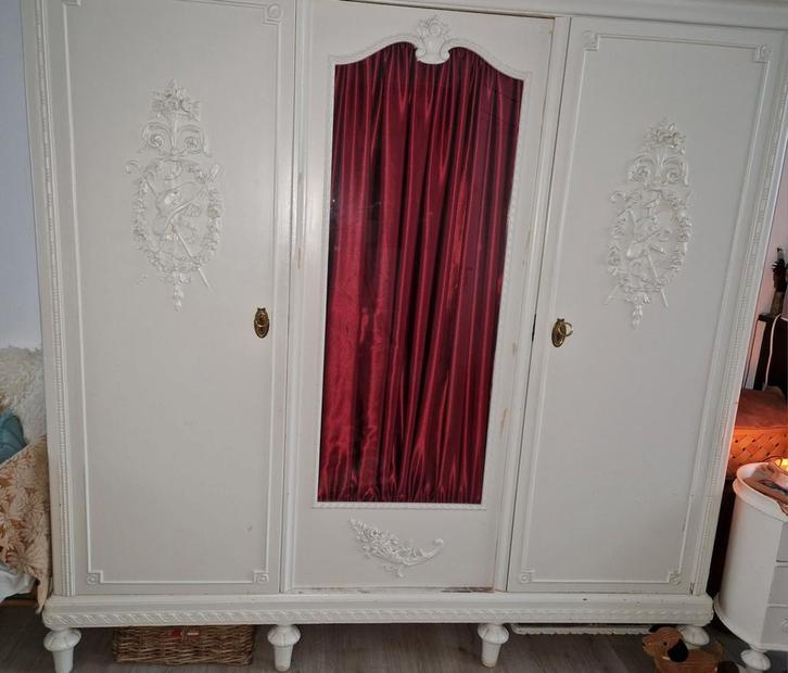 3 deurs linnenkast, wit, spiegeldeur, klein ladenkastje, Huis en Inrichting, Kasten | Kledingkasten, Gebruikt, 200 cm of meer