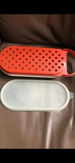 Verschilende Tupperware raspaardjes met bakje en deksel, Ophalen of Verzenden, Zo goed als nieuw, Rood, Overige typen