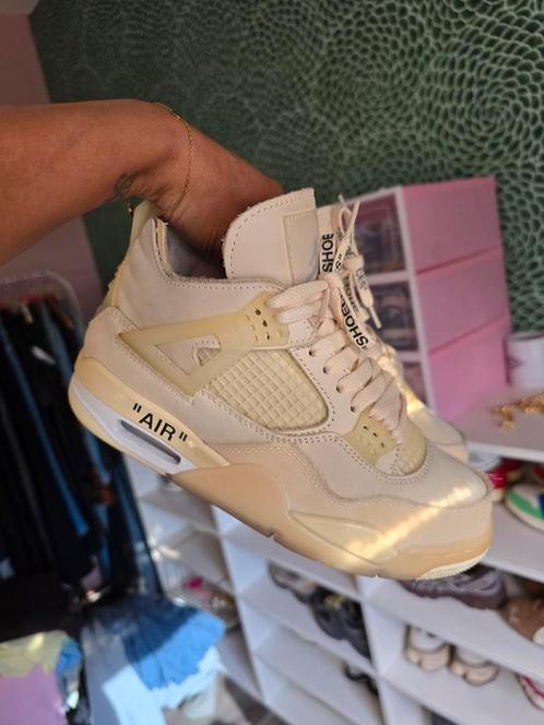 Jordan 4 Offwhite 37,5 OG ALL, Kleding | Dames, Schoenen, Nieuw, Sneakers of Gympen, Beige, Ophalen