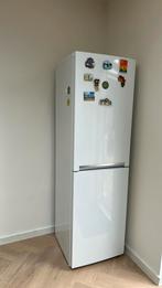 Beko rche300k30wn vrijstaande dubbeldeurs koelkast, Witgoed en Apparatuur, Ophalen, 200 liter of meer, 160 cm of meer, Zo goed als nieuw