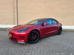 Tesla Model 3 Long Range (Boost) Red Multi-Coat/Zwart Leder, Auto's, Automaat, 1831 kg, Elektrisch, Vierwielaandrijving