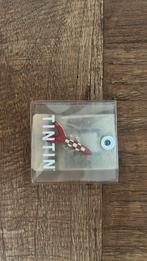Kuifje raket nog in de verpakking, Verzamelen, Speldjes, Pins en Buttons, Ophalen of Verzenden, Zo goed als nieuw