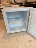 Amica Tafelmodel Vrieskast - Compacte  Vriezer, Witgoed en Apparatuur, Ophalen, Minder dan 85 cm, Met aparte vriezer, 45 tot 60 cm