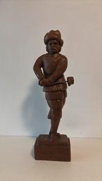 Jos Ackx houten beeld, Verzenden