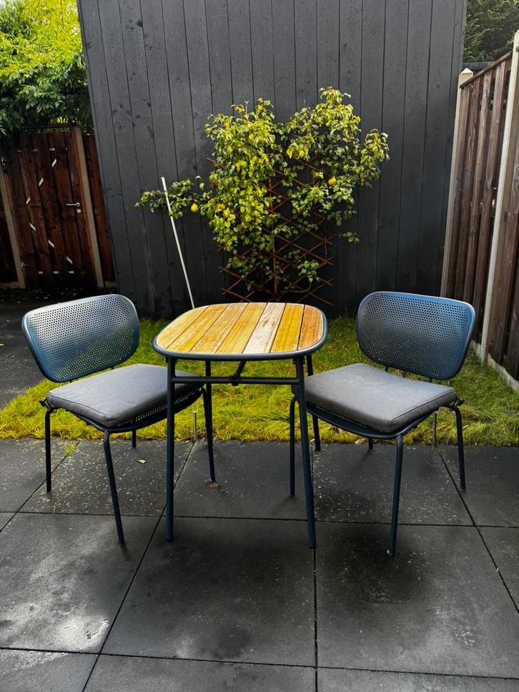 IKEA DUVSKÄR tuinset – tafel + 2 stoelen + kussens, Witgoed en Apparatuur, Kookplaten, Zo goed als nieuw, Inbouw, Gas, 4 kookzones