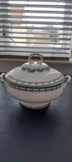 Hele mooie grote oude soepterrine, Ophalen of Verzenden