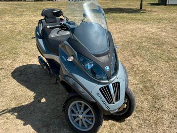 Piaggio MP3 250cc LT NARDO autorijbewijs AKRA 2009 beschikbaar voor biedingen