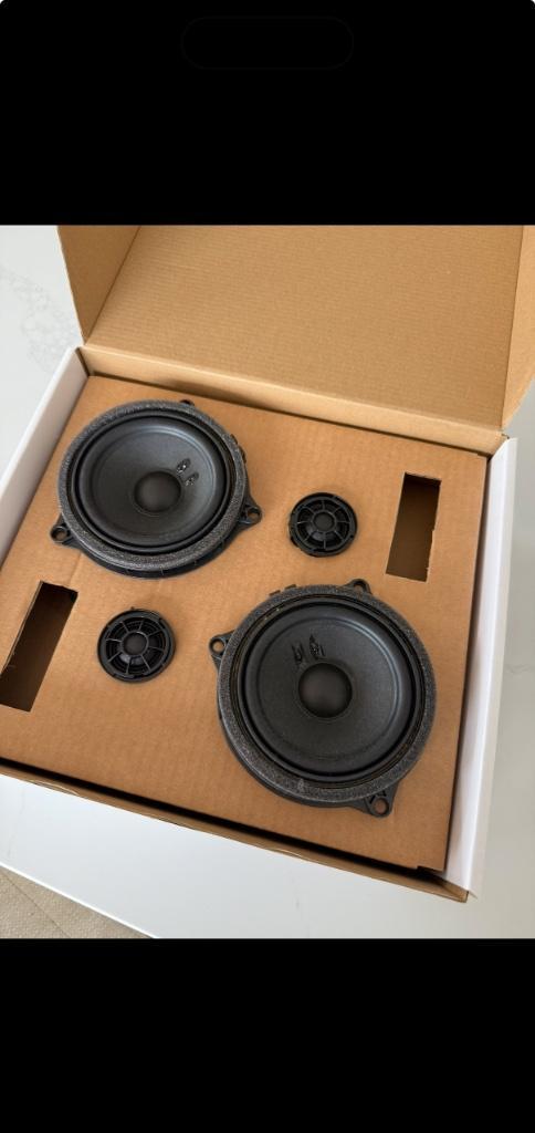 10 delig - Originele BMW HiFi Speakers - G30 5 Serie - 2021, Auto diversen, Autospeakers, Ophalen of Verzenden