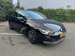 Volkswagen Golf 8 1.5 tsi 150pk PANO | IQ | First Edition, Auto's, Voorwielaandrijving, 1498 cc, Zwart, 4 cilinders