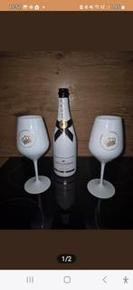 2x Moeten et Chandon champagne glazen, Ophalen of Verzenden, Zo goed als nieuw, Frankrijk, Champagne