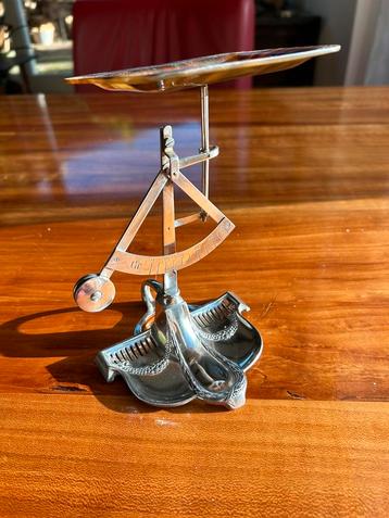 Jugendstil zilveren brievenweger beschikbaar voor biedingen