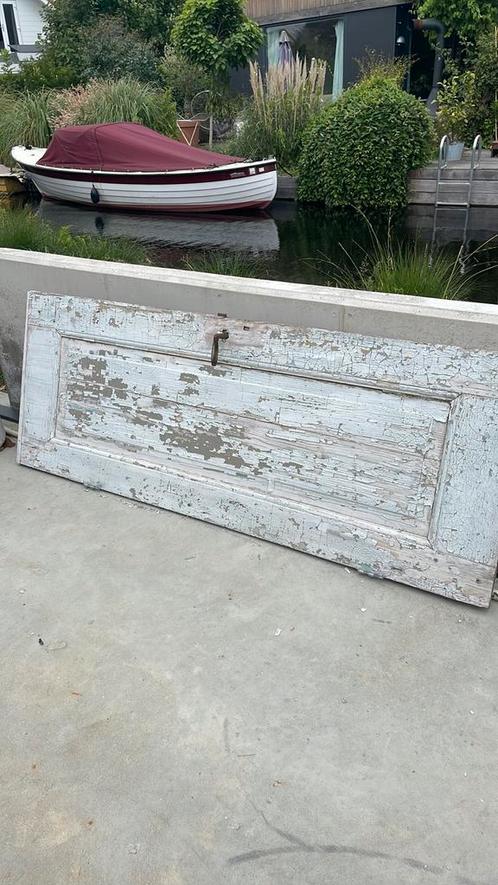 Oude antieke deur. . Etalage presentatie. Ibiza style., Doe-het-zelf en Verbouw, Deuren en Horren, Gebruikt, Binnendeur, Minder dan 200 cm