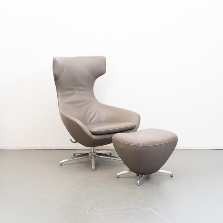 1 Leolux Caruzzo PLUS Fauteuil + Voetenbank Grijs/Beige Leer, Huis en Inrichting, Fauteuils, Zo goed als nieuw, Leer, Metaal, 75 tot 100 cm