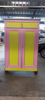 Hippe kinderkast, Ophalen, Gebruikt, Minder dan 50 cm, 105 cm of meer