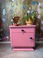 Nachtkastje, Kinderen en Baby's, Kinderkamer | Commodes en Kasten, Ophalen of Verzenden, Zo goed als nieuw, Minder dan 50 cm, Minder dan 90 cm