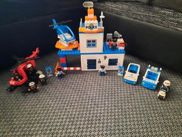 Duplo Politiebureau + brandweermannen beschikbaar voor biedingen