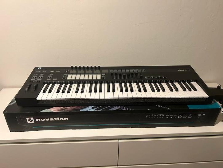 Novation 61SL MKIII (met garantie), Muziek en Instrumenten, Midi-apparatuur, Gebruikt, Ophalen