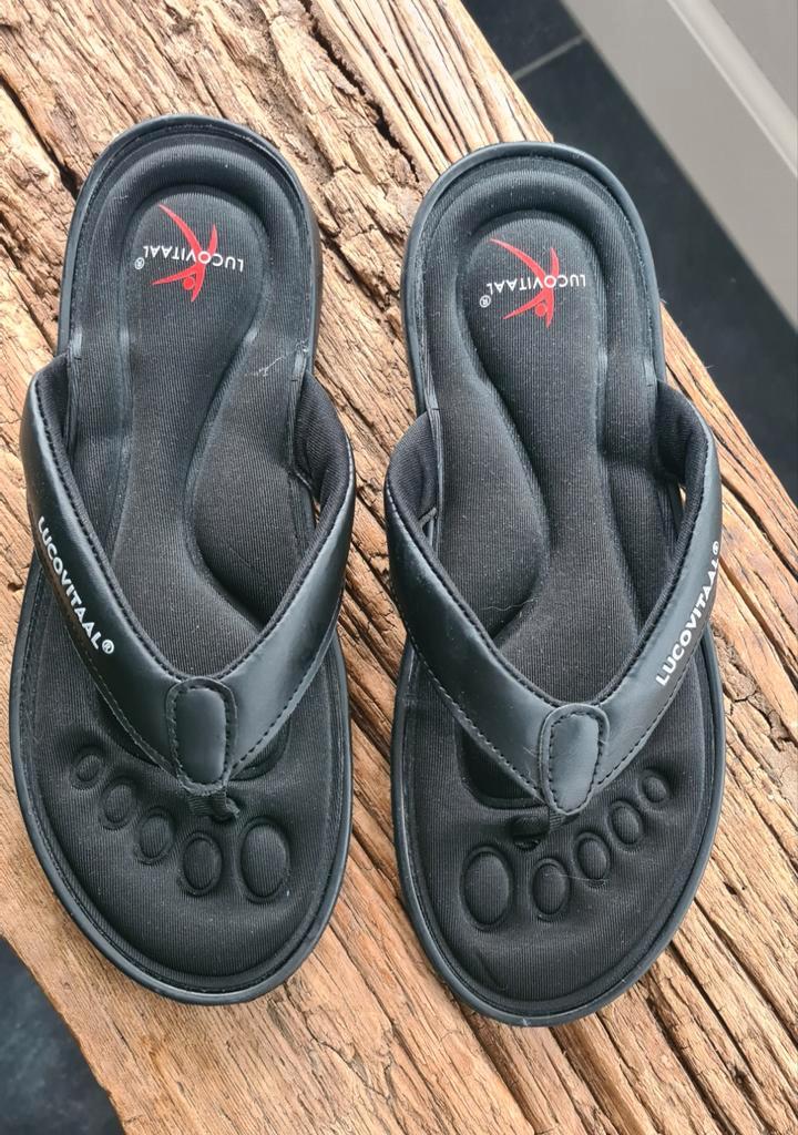 ≥ Lucovitaal Orthopedische slippers zwart 39-40 — Schoenen