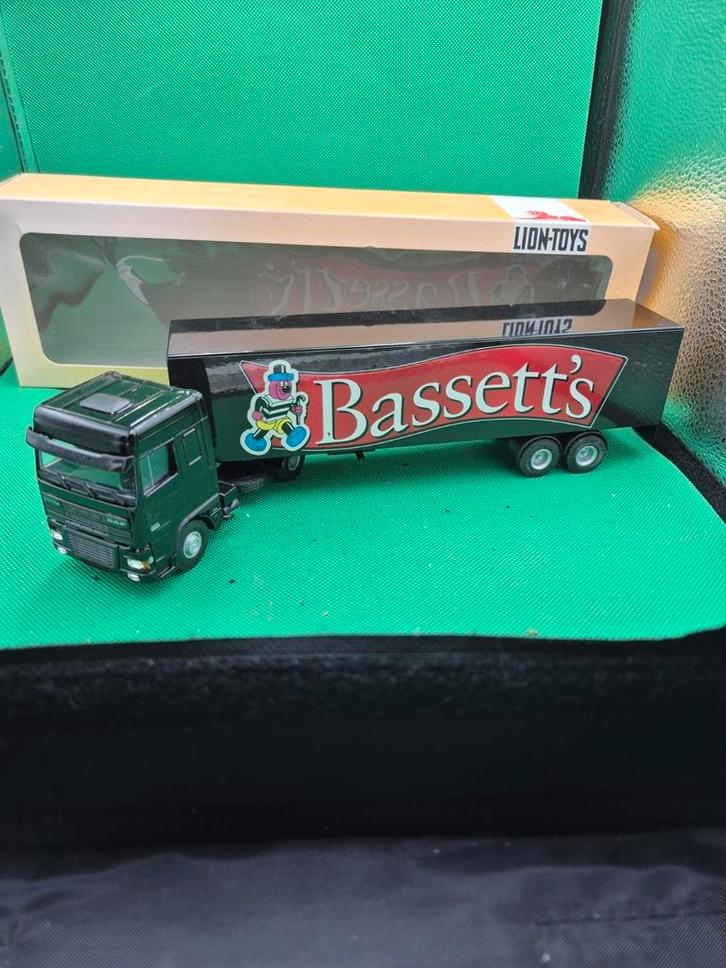 237 Daf 95xf Bassett's 1/50 liontoys, Hobby en Vrije tijd, Modelauto's | 1:50, Zo goed als nieuw, Bus of Vrachtwagen, Wsi, Ophalen of Verzenden