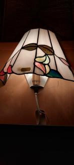 2 x wandlampenkapje glas in lood, Huis en Inrichting, Ophalen, Gebruikt, Glas, Tiffany