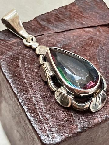 Zilveren hanger met Rijnsteen beschikbaar voor biedingen