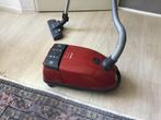 Miele stofzuiger, Witgoed en Apparatuur, Stofzuigers, Ophalen of Verzenden, Zo goed als nieuw, 1600 tot 2000 watt, Stofzuiger