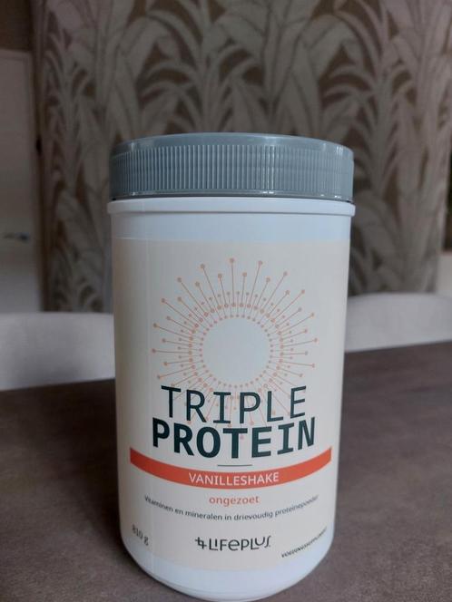 Lifeplus proteïne poeder /tripple protein vanilleshake, Sport en Fitness, Gezondheidsproducten en Wellness, Zo goed als nieuw