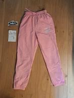 Corteiz shukushuku pants baby pink, Kleding | Heren, Broeken en Pantalons, Nieuw, Maat 46 (S) of kleiner, Roze, Corteiz