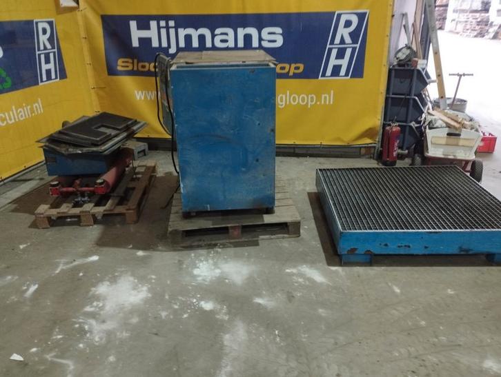 Boge compressor (opknapper), Doe-het-zelf en Verbouw, Compressors, Gebruikt, 100 liter of meer, Minder dan 200 liter/min, Ophalen