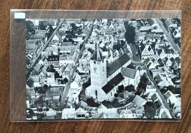 Naarden - Grote Kerk met Raadhuis (KLM Aerocarto Schiphol), Verzamelen, Ansichtkaarten | Nederland, Ongelopen, Noord-Holland, 1960 tot 1980