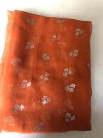 Lapje chiffon - steenbruin met zilverkleur print, Hobby en Vrije tijd, Stoffen en Lappen, Bruin, Ophalen of Verzenden, 30 tot 120 cm