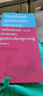 Basisboek gastouder opvang, Boeken, Ophalen, Zo goed als nieuw, MBO