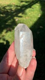 Bergkristal Q | 8x4x3 cm | 110 gram, Verzamelen, Ophalen of Verzenden, Mineraal