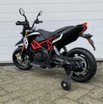 Kinder Motor Aprilia Dorsoduro 900 12v motor Leer / MP3 AUX, Kinderen en Baby's, Speelgoed | Buiten | Voertuigen en Loopfietsen