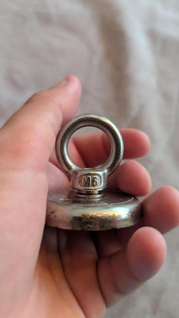 Magneet voor bv magneetvissen beschikbaar voor biedingen