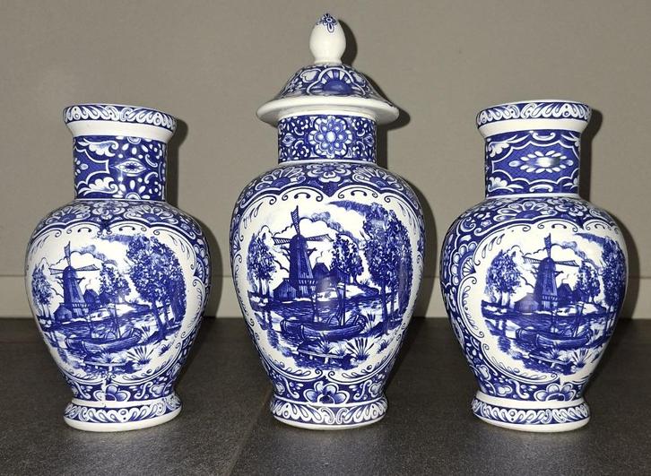 Vasen, Huis en Inrichting, Woonaccessoires | Vazen, Gebruikt, Blauw, Minder dan 50 cm, Aardewerk of Porselein, Ophalen of Verzenden