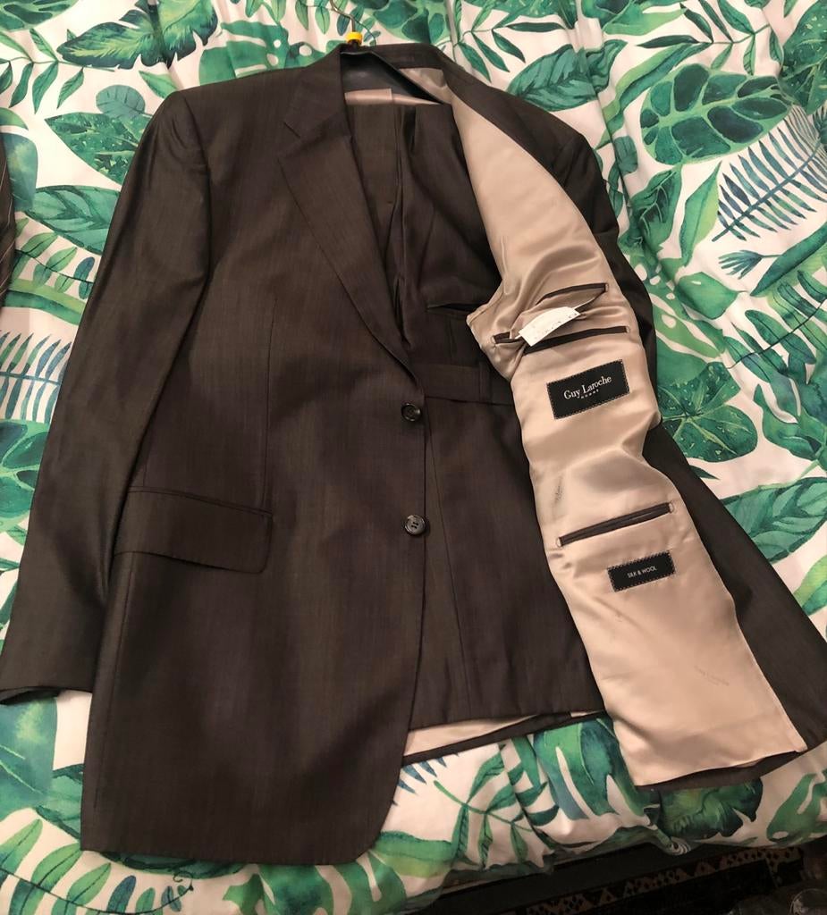 Nieuw Guy Laroche bruin pak - Wol/ Zijde Mt 54, Kleding | Heren, Ophalen of Verzenden, Nieuw, Maat 52/54 (L), Bruin