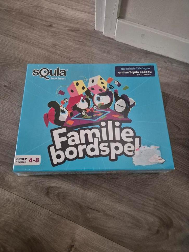 Squla Familie Bordspel - Leerzaam & Leuk!, Hobby en Vrije tijd, Gezelschapsspellen | Bordspellen, Zo goed als nieuw, Drie of vier spelers