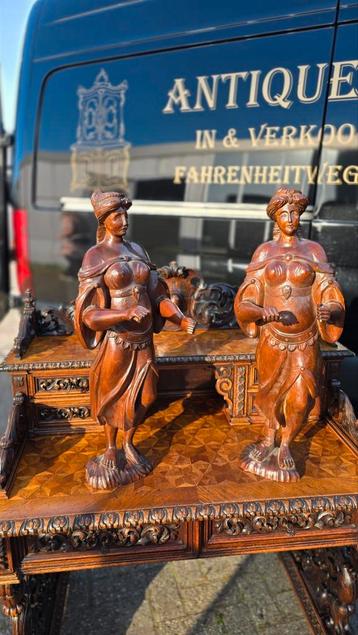 Grote houten draaiorgel poppen  beschikbaar voor biedingen