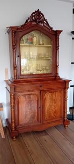 Nog steeds een prachtige kast, Antiek en Kunst, Antiek | Meubels | Kasten, Ophalen