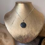 Koraal fossiel hanger beschermt intuïtie sjamaan healer, Ophalen of Verzenden, Zo goed als nieuw, Rood, Zilver