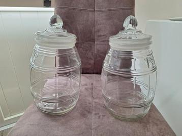 Twee  vintage apothekers voorraadpotten, onbeschadigd !!! beschikbaar voor biedingen