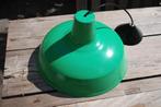 Vintage groene hanglamp metaal, Gebruikt, Vintage, Ophalen of Verzenden, Nvt