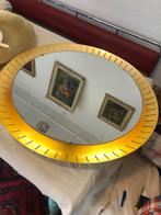 Spiegel,sixties, zeventies,vintage, Huis en Inrichting, Woonaccessoires | Spiegels, Gebruikt, Rond, Ophalen of Verzenden, 75 tot 100 cm