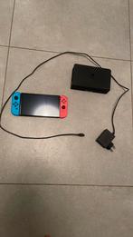 Nitendo switch oled + hoes, Spelcomputers en Games, Spelcomputers | Nintendo Switch, Ophalen of Verzenden, Zo goed als nieuw, Met 2 controllers